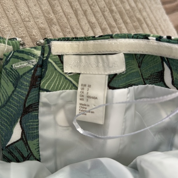 H&M Tropical Leaf strapless romper - Picture 3 of 7